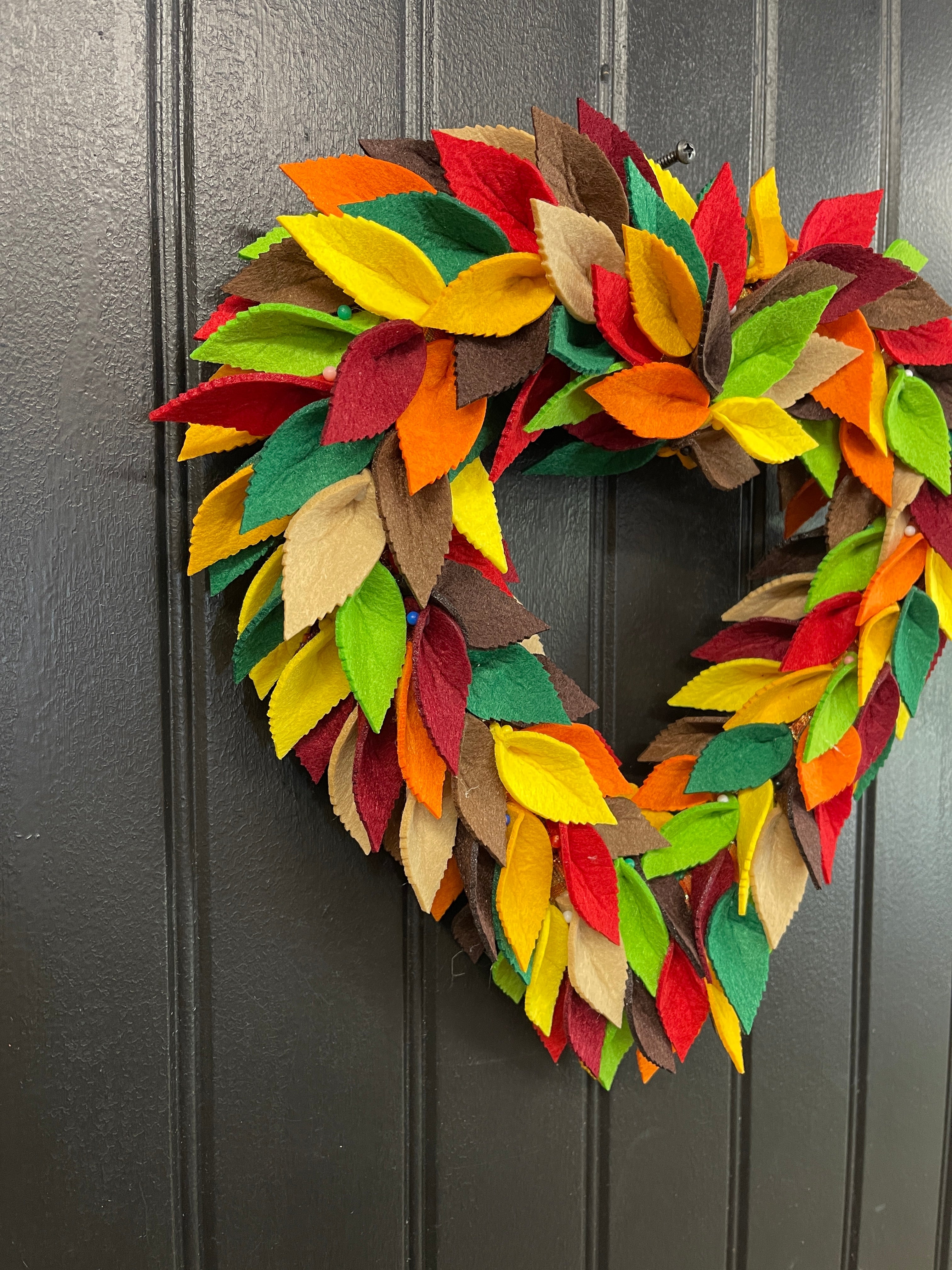 Colorful Felt Leaf Heart Wreath – 14” Fall Storm Door Wreath – Autumn Decor – Handmade Heart-Shaped Wreath – Cozy Seasonal Home Accent, KatsCreationsNMore