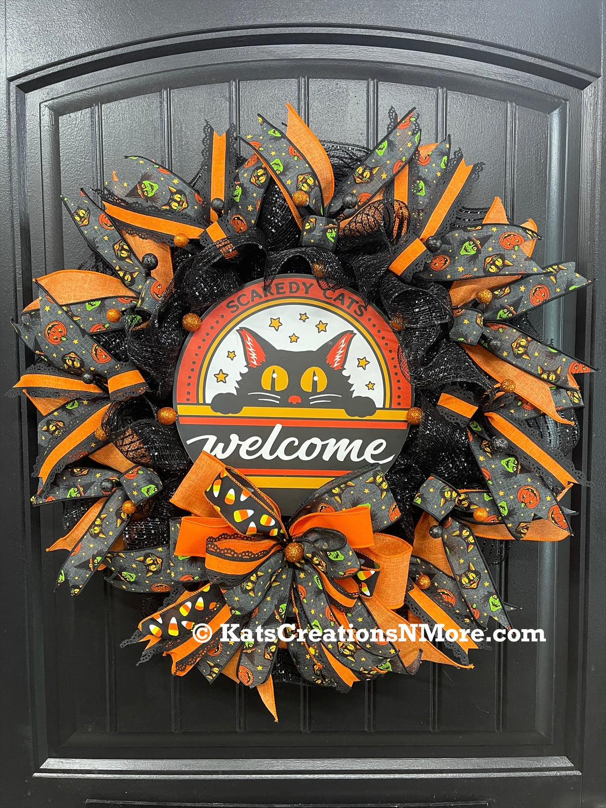 Scaredy Cats Halloween Welcome Wreath – Black Cat, Candy Corn, Jack-o’-Lanterns – Front Door Halloween Decor, KatsCreationsNMore