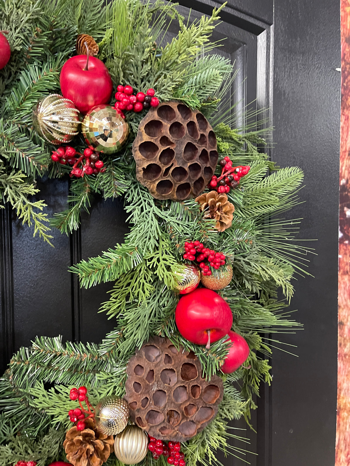 Christmas at the Orchard | 26-Inch Handmade Evergreen Christmas Wreath