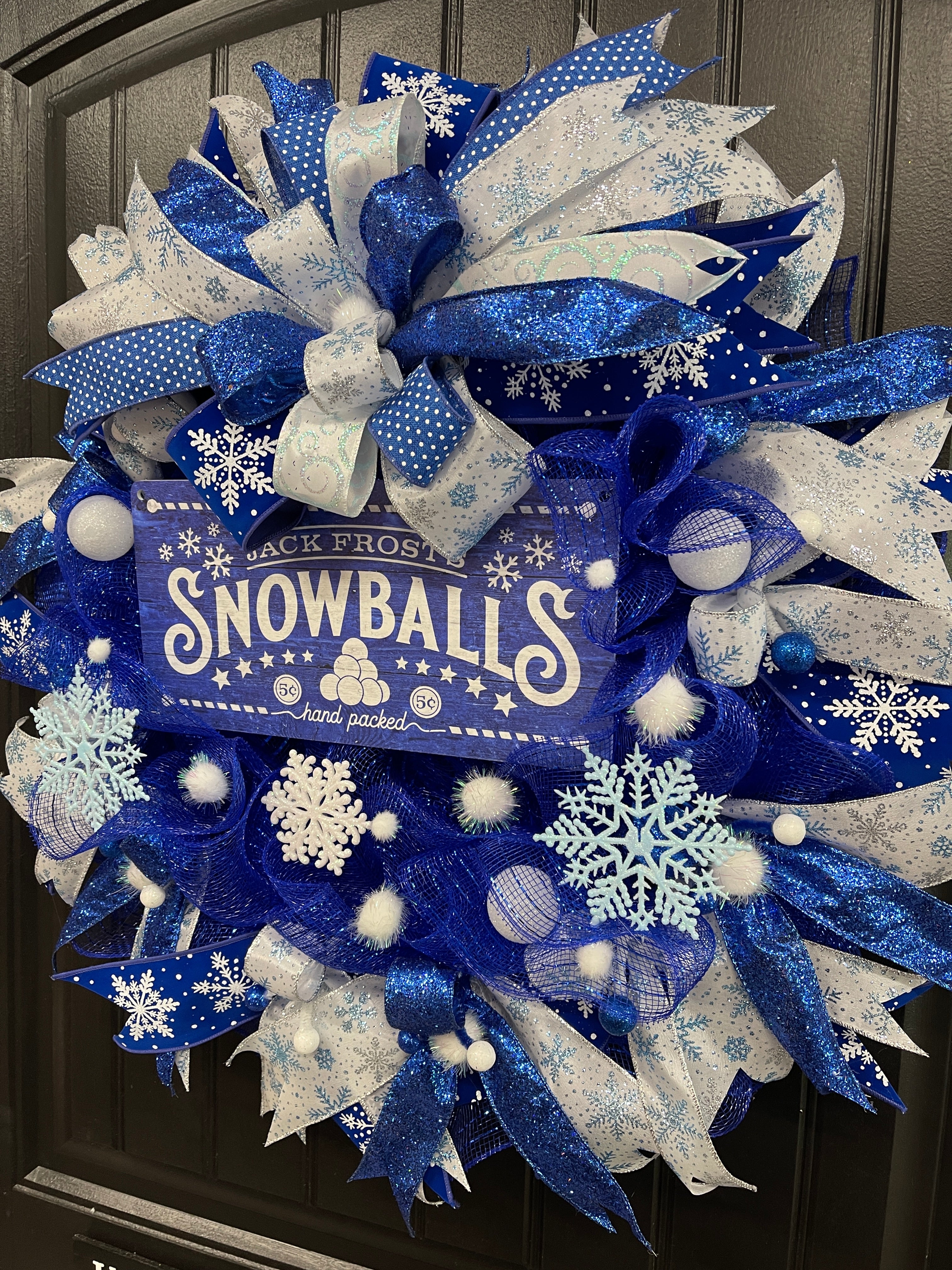 Jack Frosts’s Snowball Christmas Wreath, Winter Front Door Decor, KatsCreationsNMore