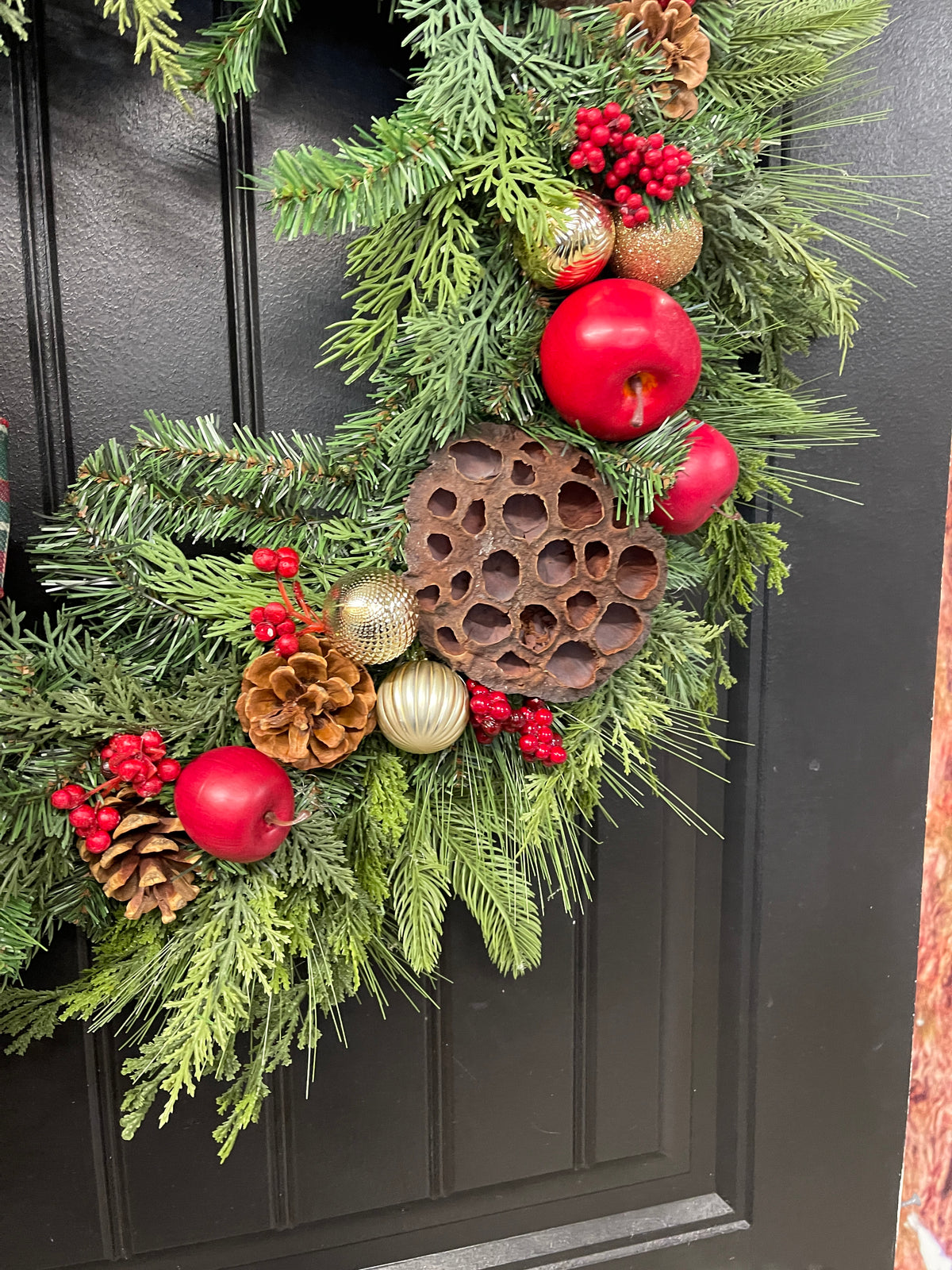 Christmas at the Orchard | 26-Inch Handmade Evergreen Christmas Wreath