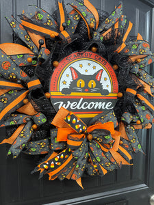 Scaredy Cats Halloween Welcome Wreath – Black Cat, Candy Corn, Jack-o’-Lanterns – Front Door Halloween Decor, KatsCreationsNMore