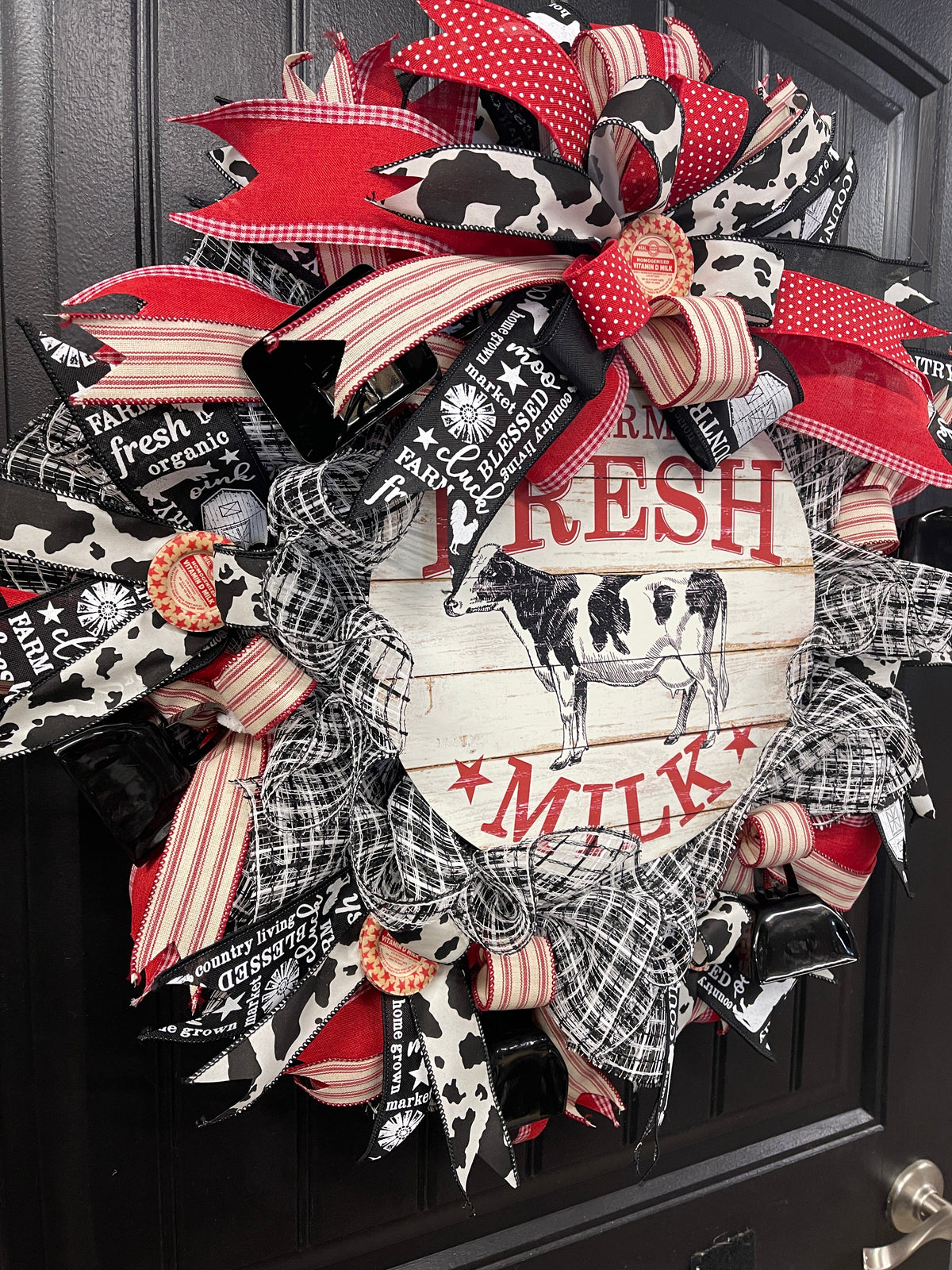 Farm Fresh Milk Cow Wreath, KatsCreationsNMore