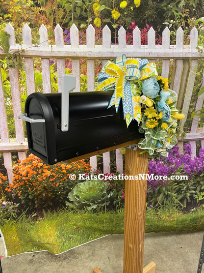 Spring Floral Mailbox Swag, Easter Centerpiece, Seasonal Home Decor, KatsCreationsNMore