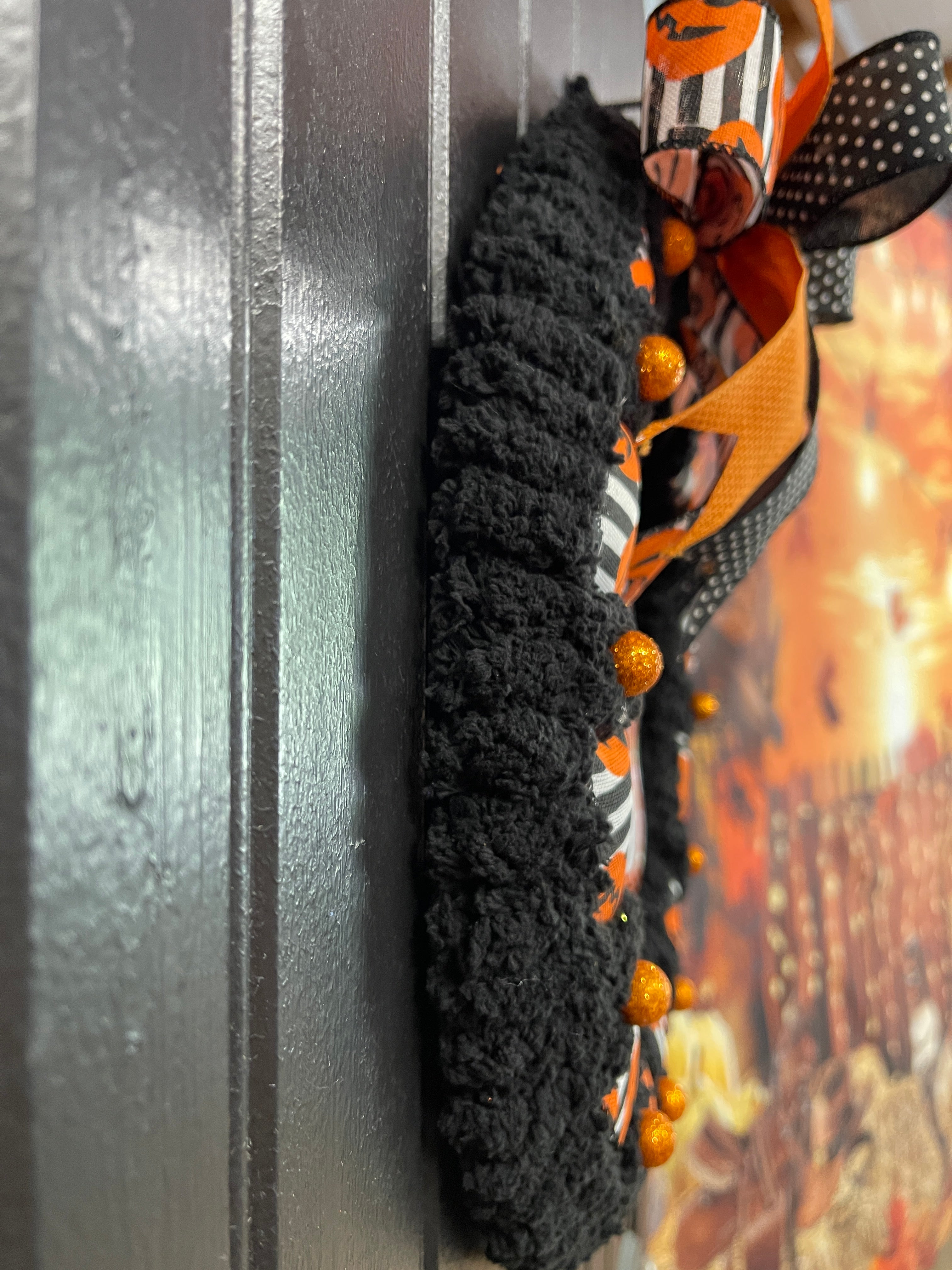 Halloween “BOO” Wreath for Front Door – 16-Inch Black & Orange Jack-O’-Lantern Wreath – Storm Door Friendly - KatsCreationsNMore
