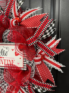 Hello Valentines Day Wreath, Queen of Hearts Front Door Decor, KatsCreationsNMore