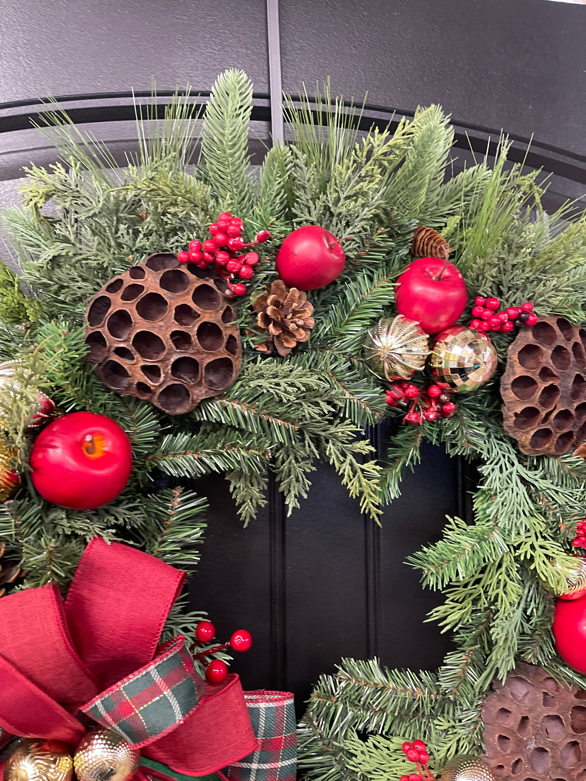 Christmas at the Orchard | 26-Inch Handmade Evergreen Christmas Wreath