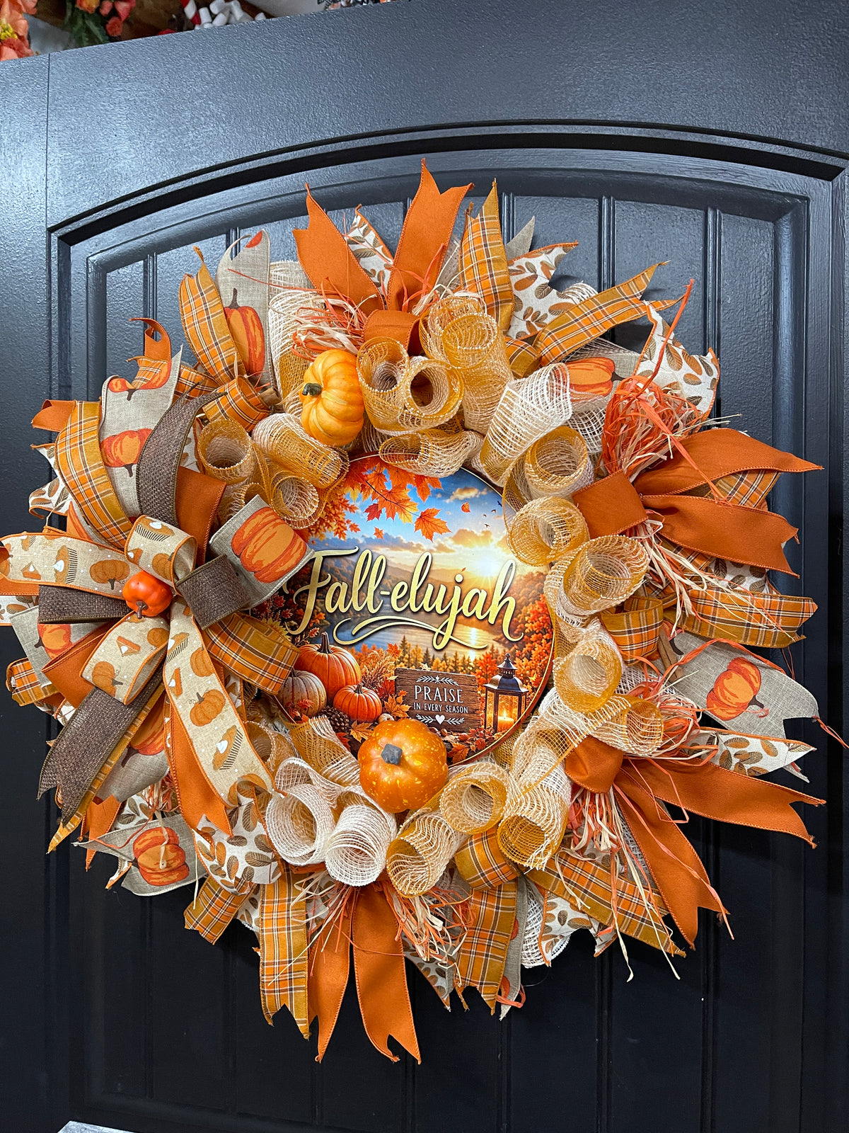 Pumpkin Fallelujah Wreath with Cinnamon Sticks – Cozy Farmhouse Autumn Door Décor, KatsCreationsNMore