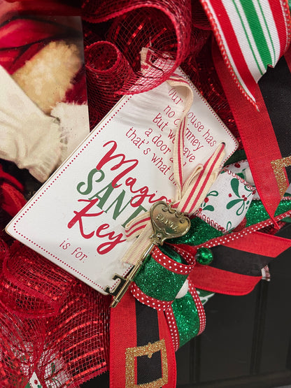 Santa’s Magic Key Christmas Wreath, Holiday Front Door Decor, KatsCreationsNMore