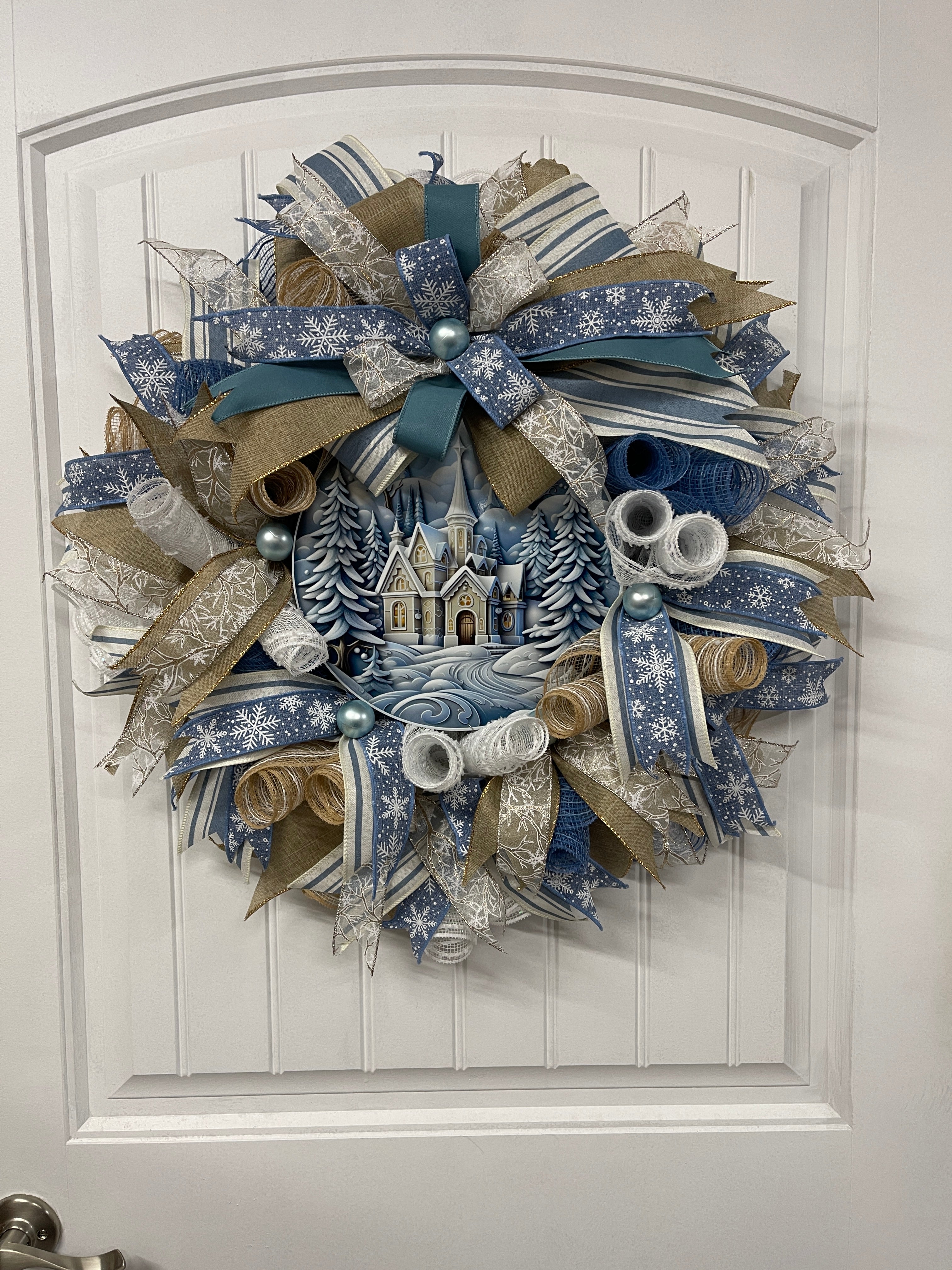 Country Winter Church Wreath, KatsCreationsNMore