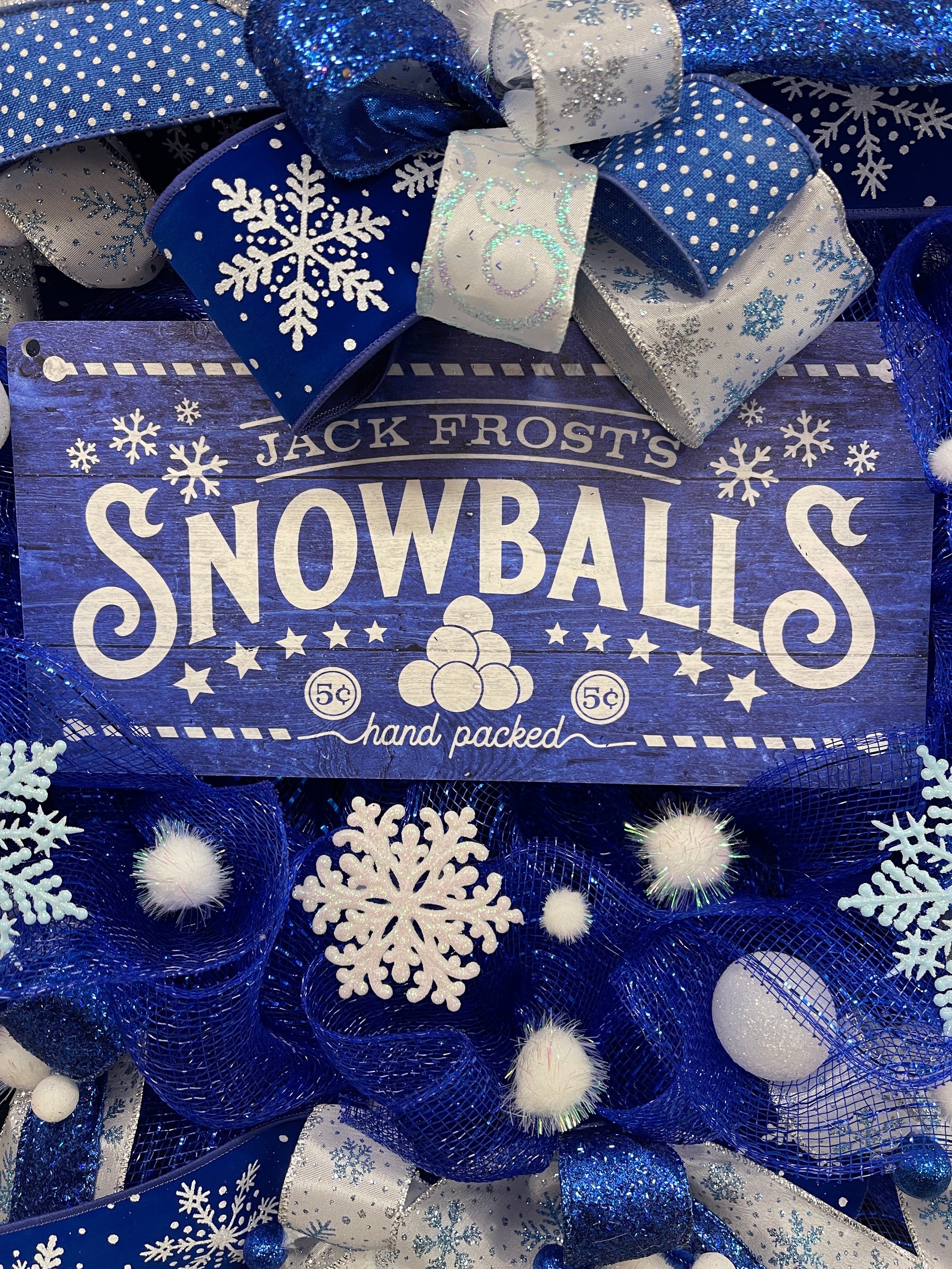 Jack Frosts’s Snowball Christmas Wreath, Winter Front Door Decor, KatsCreationsNMore