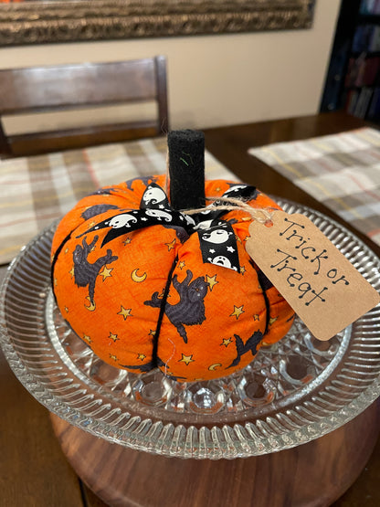 Handmade Fabric Pumpkins | Fall & Halloween Tabletop Decor
