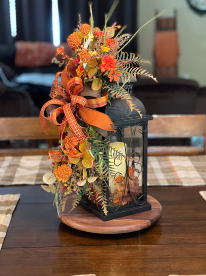 Fall Lantern Swag, Autumn Floral Swag, Fall Lantern Decor, Orange Fall Decor, Thanksgiving Table Decor, Fall Centerpiece