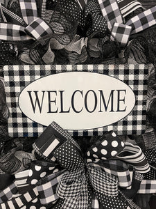 Black and White Welcome Wreath with Interchangeable Signs, 1 Wreath, 4 Looks, KatsCreationsNMore