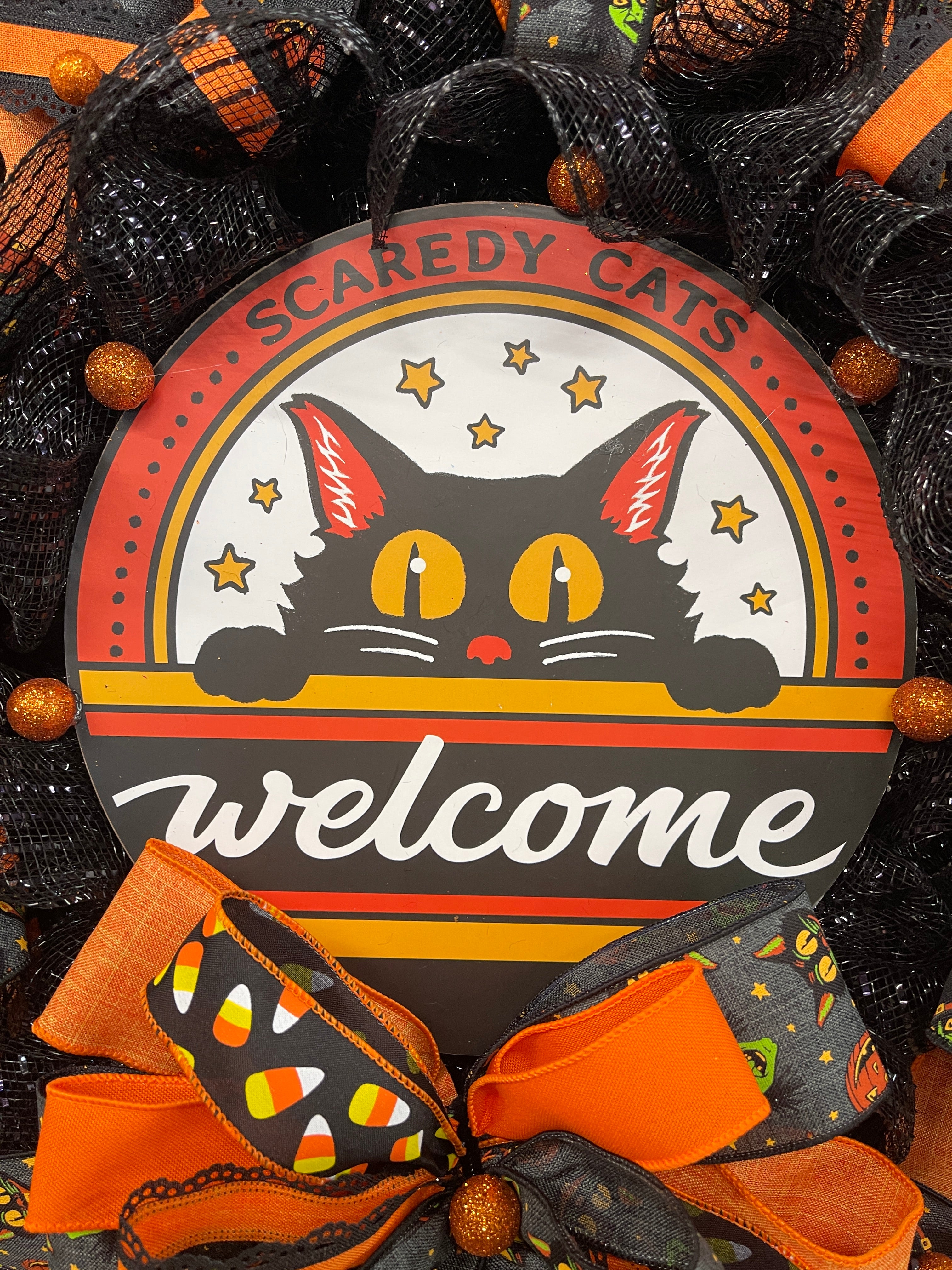 Scaredy Cats Halloween Welcome Wreath – Black Cat, Candy Corn, Jack-o’-Lanterns – Front Door Halloween Decor, KatsCreationsNMore