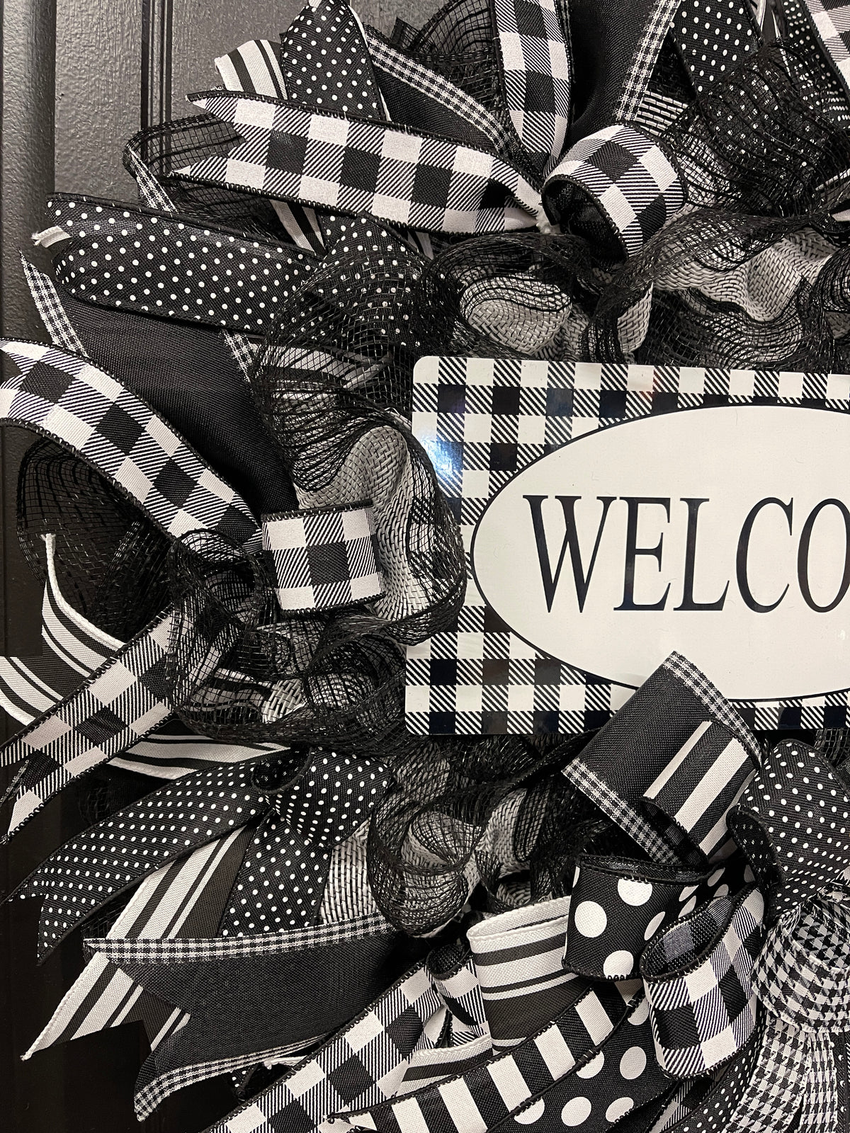 Black and White Welcome Wreath with Interchangeable Signs, 1 Wreath, 4 Looks, KatsCreationsNMore