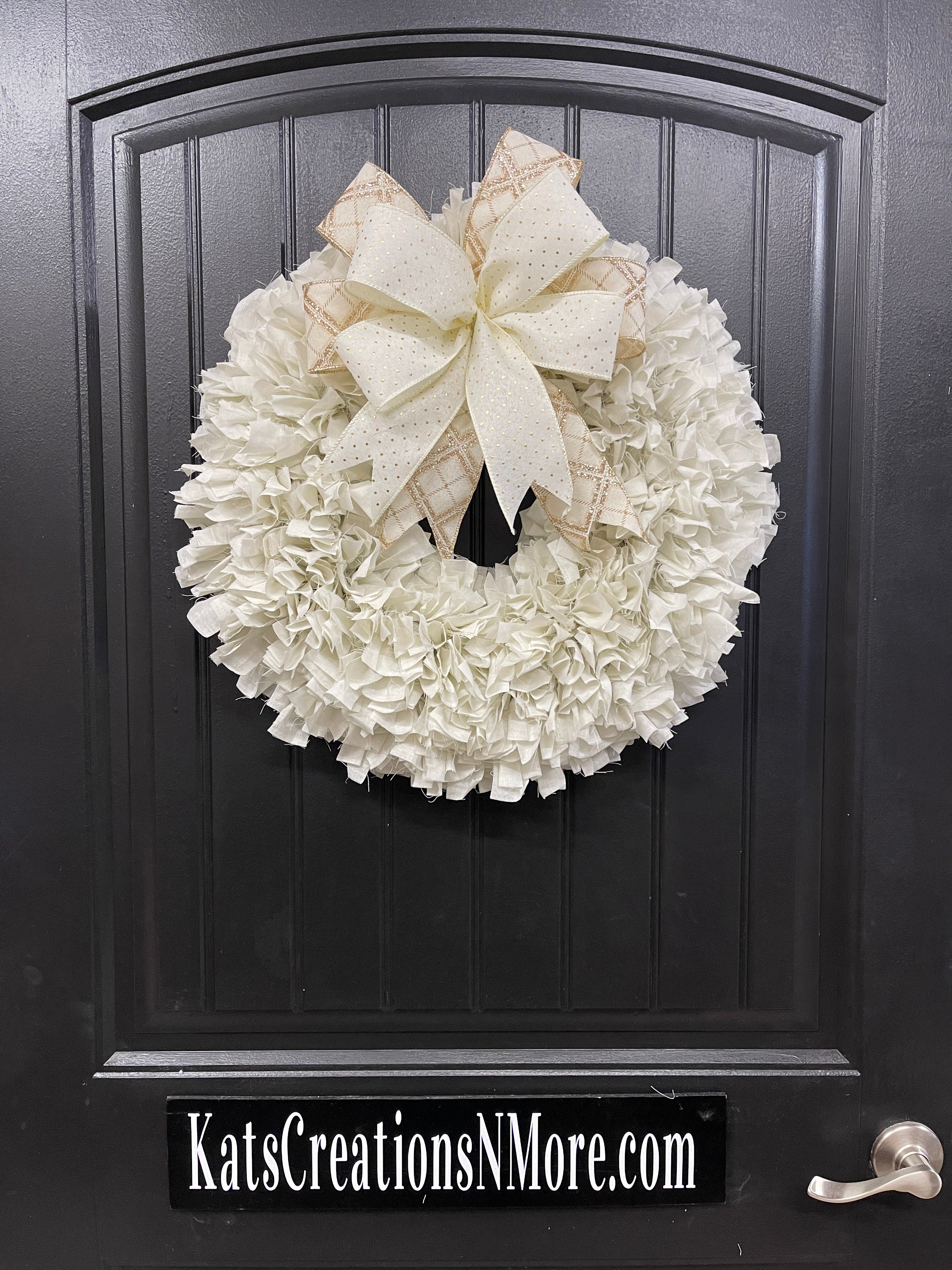 White Muslin Rag Wreath, Rustic Wedding Decoration, Farmhouse Front Door Decor, KatsCreationsNMore