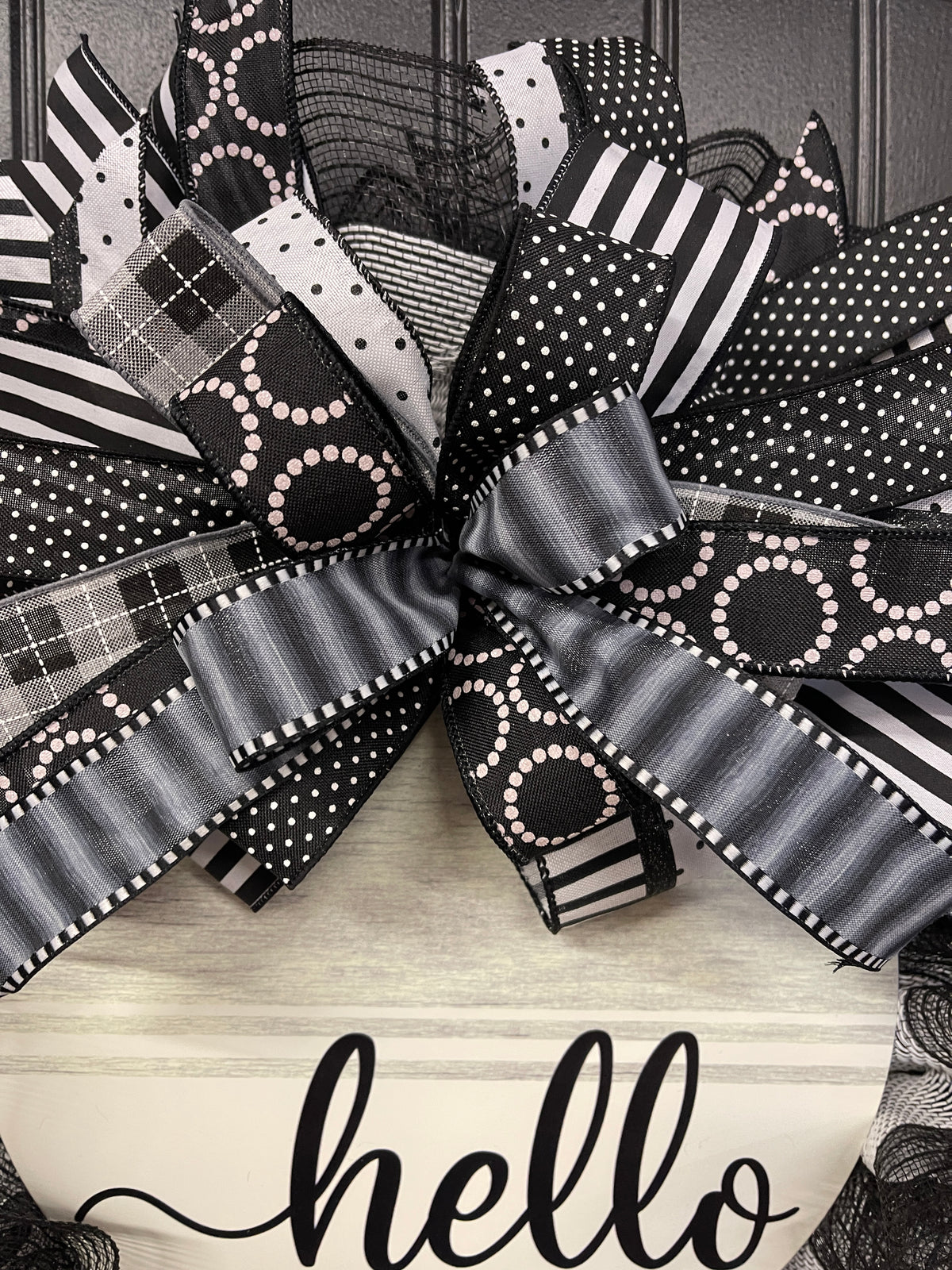 Black & White Hello Classic Everyday Welcome Wreath | Modern Farmhouse Front Door Décor | KatsCreationsNMore