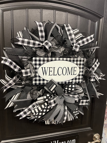 Black and White Welcome Wreath with Interchangeable Signs, 1 Wreath, 4 Looks, KatsCreationsNMore