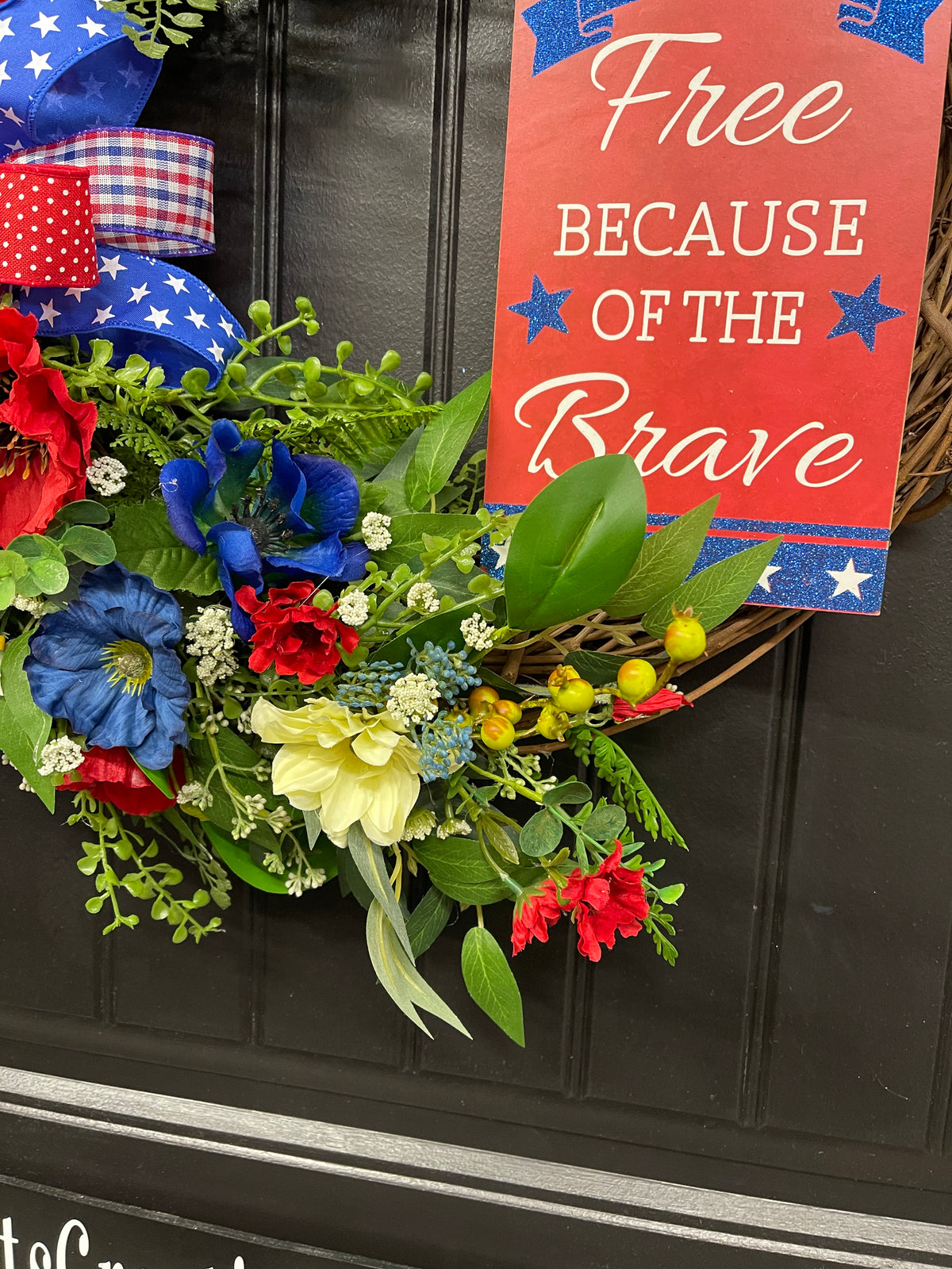 Patriotic Floral Grapevine Wreath with Removable “Home of the Free Because of the Brave” Sign – Red, White & Blue Summer Door Decor – Memorial Day, 4th of July, Veteran Gift, KatsCreationsNMore