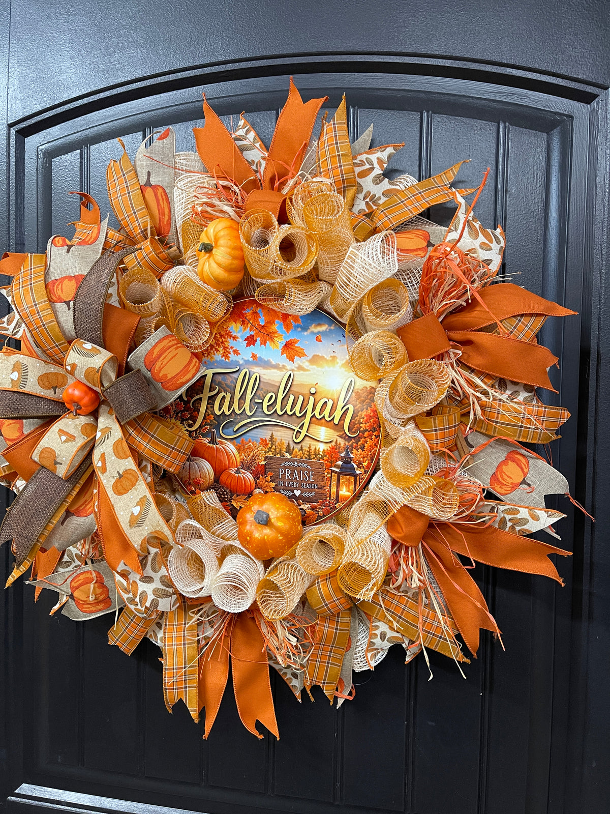 Pumpkin Fallelujah Wreath with Cinnamon Sticks – Cozy Farmhouse Autumn Door Décor, KatsCreationsNMore