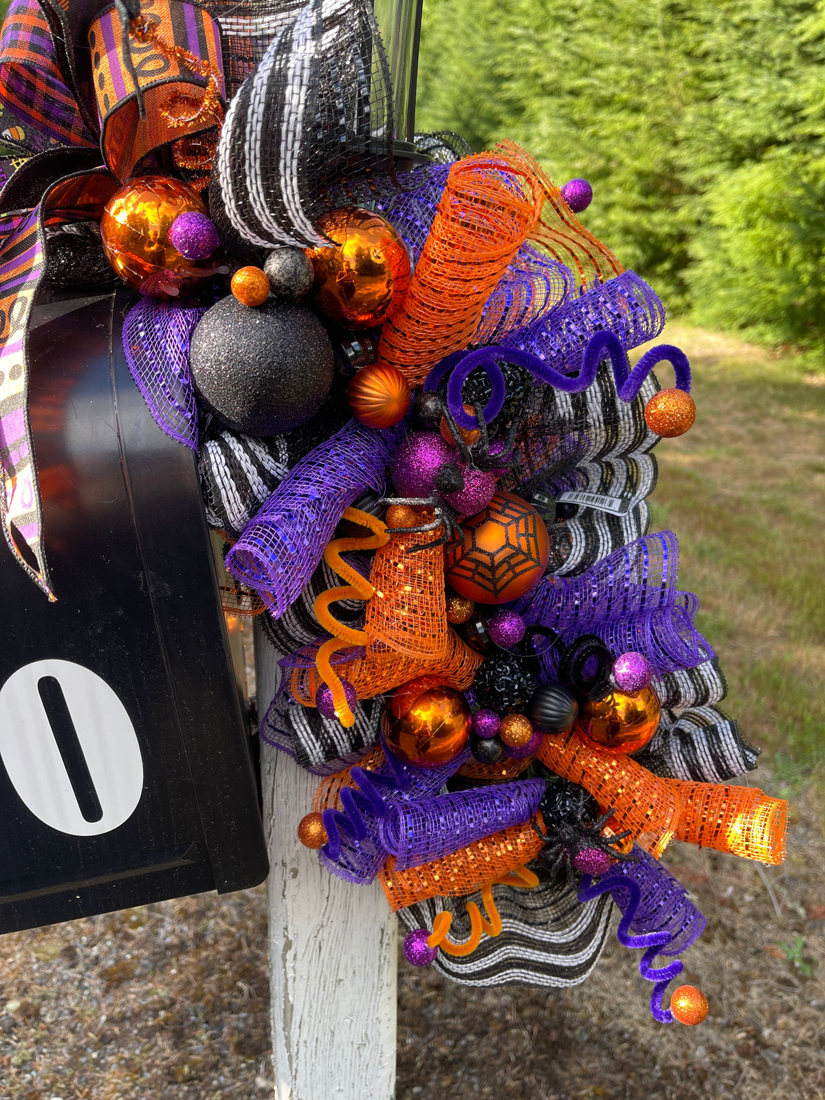 Halloween Mailbox Swag