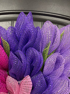 Close Up Detail of Purple, Fuchsia, and Lavender Deco Mesh Tulip Flower Wreath